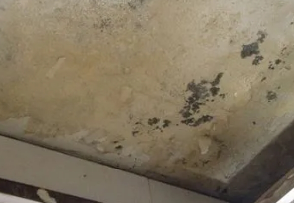 永年阳台漏水维修公司分享下永年卫生间渗水维修需要注意哪些问题。